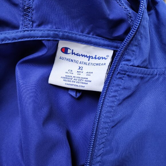 Champion Stadium Packable Windbreaker Jacket – Size XL - Picture 3 of 4